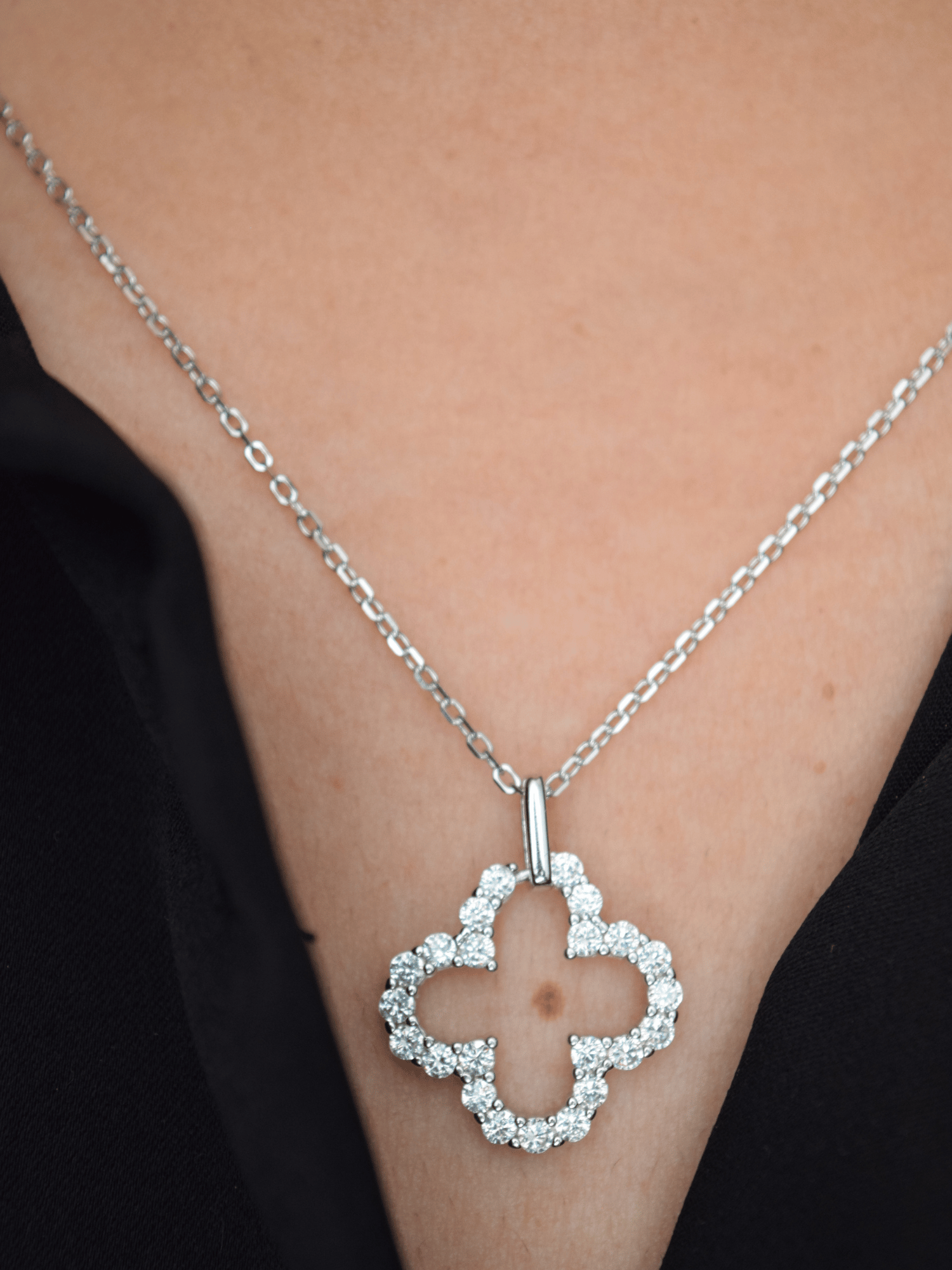 Naomi | Collar Trebol