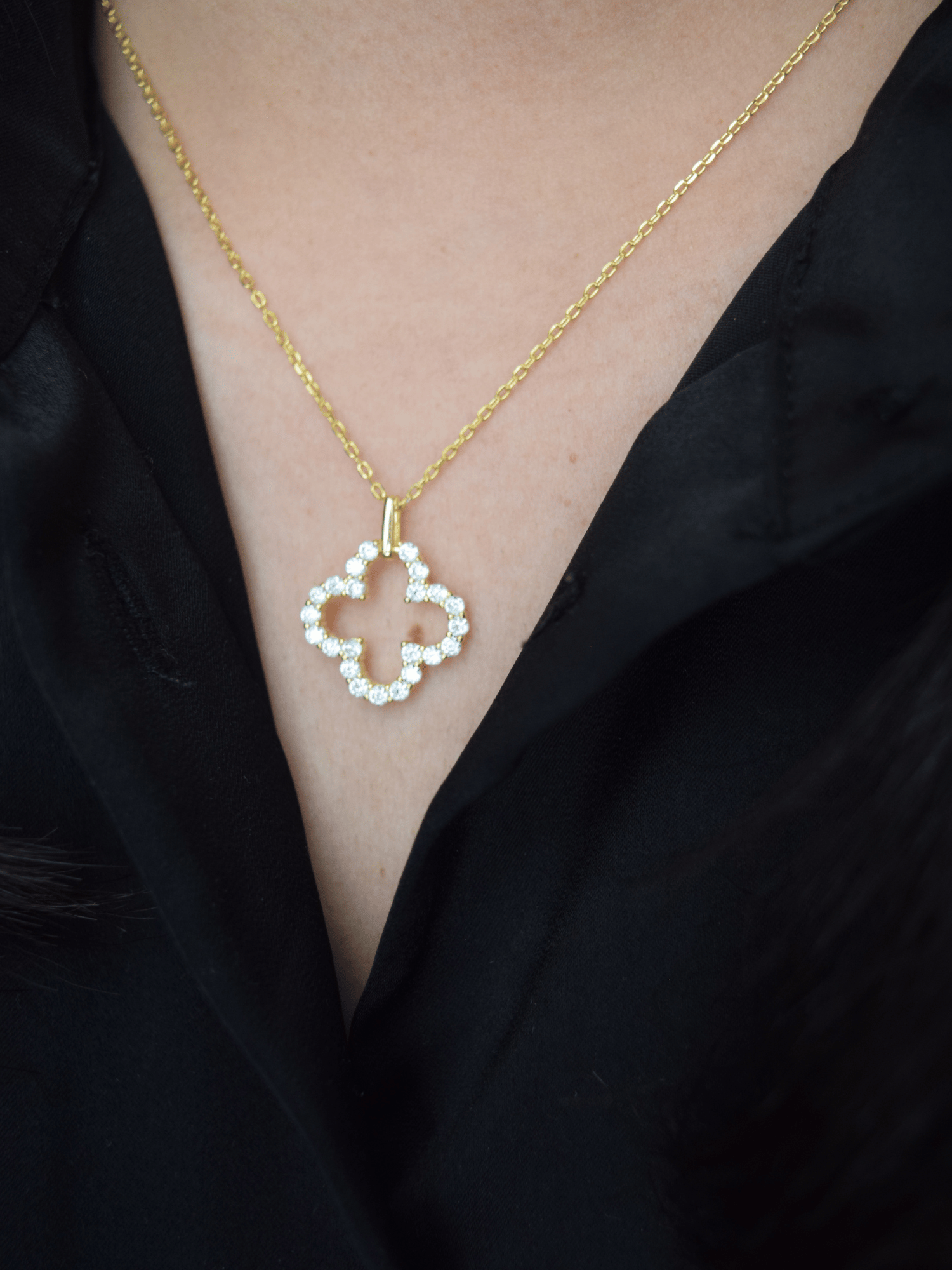 Naomi | Collar Trebol