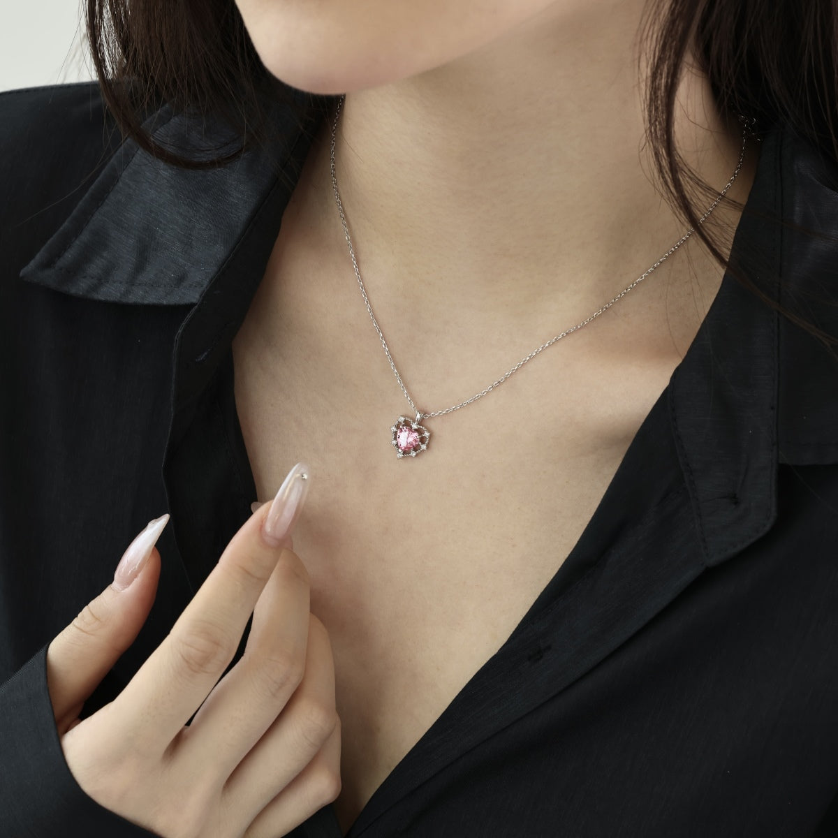 Natalia | Collar Corazón Rosa
